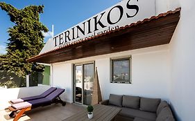 Terinikos Sunny Garden Hotel & Junior Suites